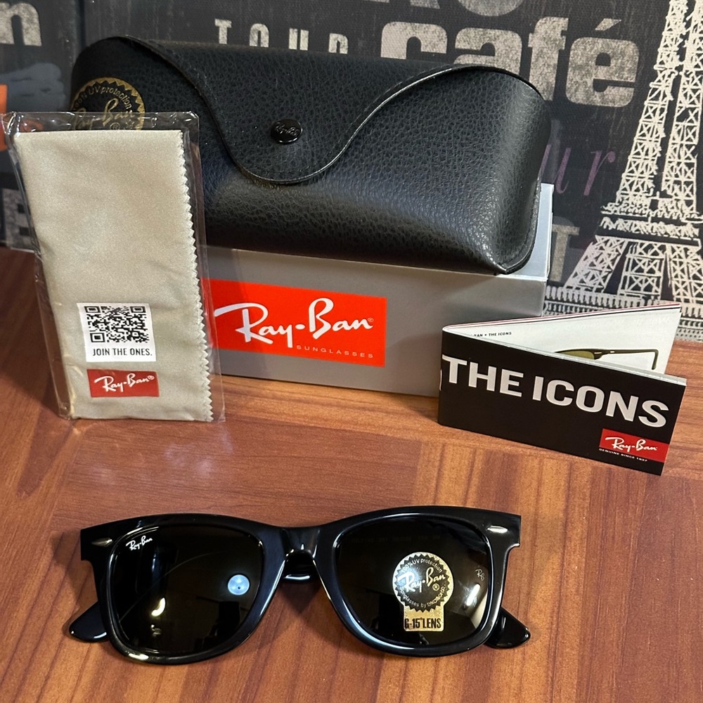 RayBan 2140 Wayfarer Black/G15 lens 50mm